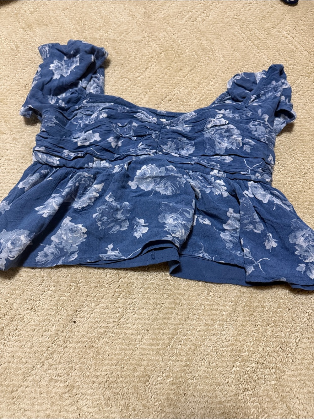 Hollister Blue Floral Puff-Sleeve Crop Top